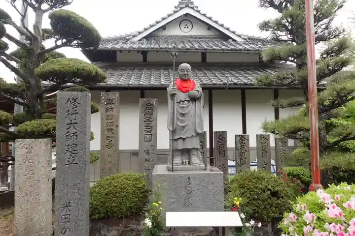 曼荼羅寺の地蔵