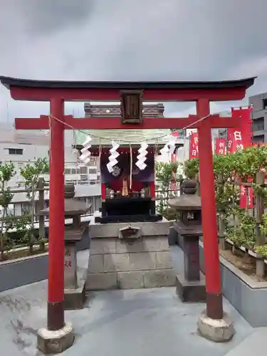 朝日稲荷神社の鳥居