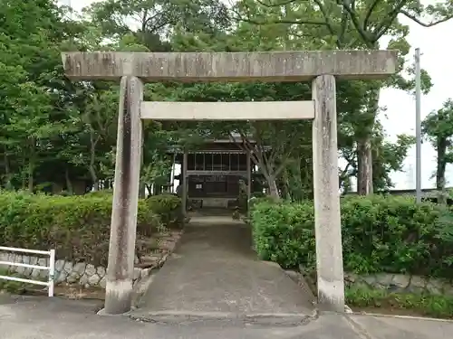 八幡神社の鳥居