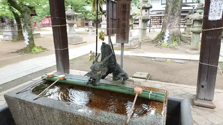 那古野神社の手水舎