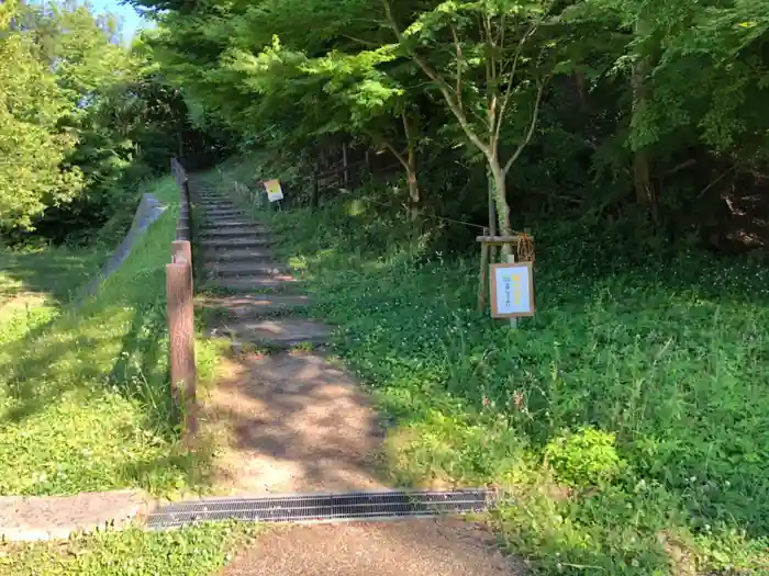 宮前霹靂神社の建物その他