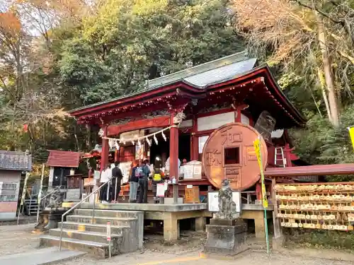 聖神社の本殿