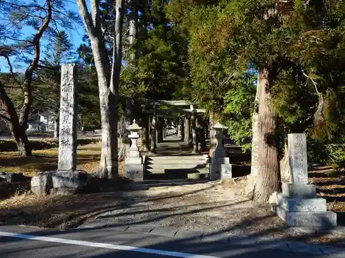 山津見神社の建物その他