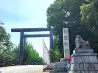 靖國神社の鳥居
