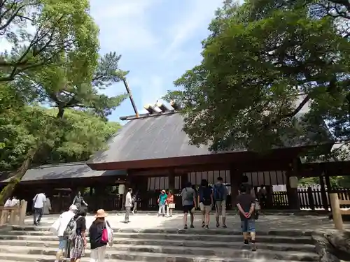 熱田神宮の本殿・本堂