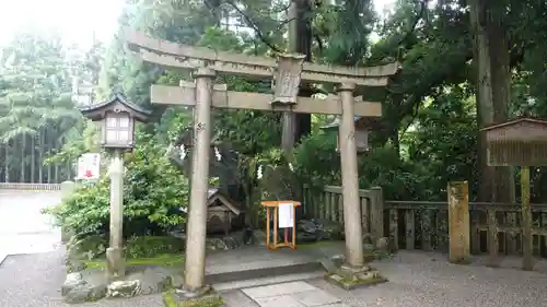 白山比咩神社(石川県)