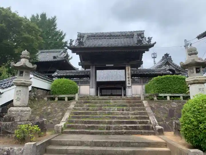 常円寺の山門・神門
