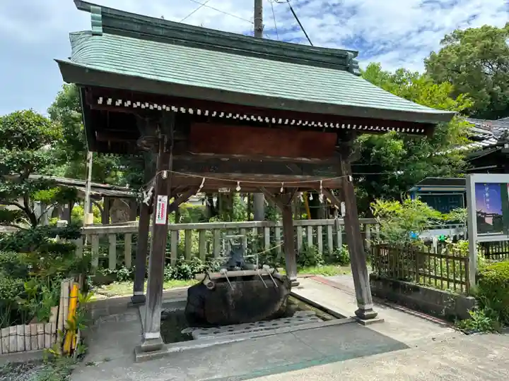酒見神社の手水舎