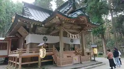 御岩神社の本殿・本堂