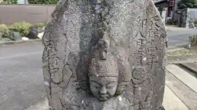 八王子社の仏像