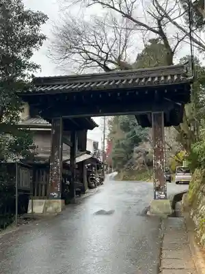 金峯山寺の山門・神門