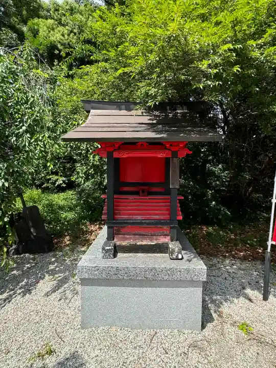 諏訪神社の末社・摂社