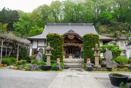 野坂寺の本殿