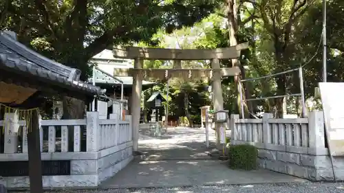 矢倉神社の鳥居