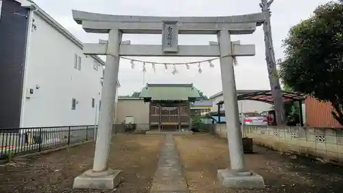 白山神社の鳥居