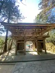 大窪寺の山門