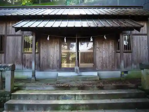 諏訪大神社の本殿・本堂
