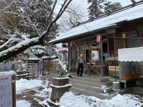 二柱神社の本殿・本堂