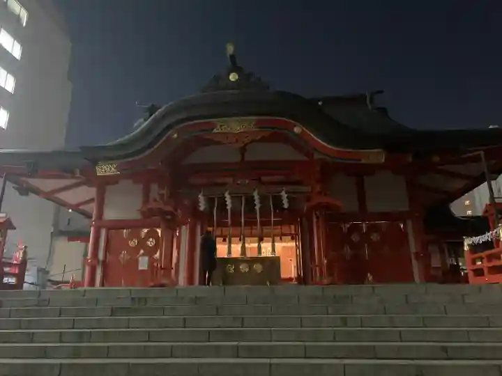 花園神社の本殿・本堂