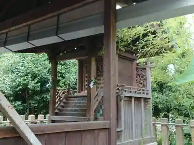 県明神社の本殿・本堂