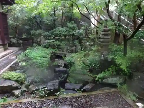 心行寺の庭園