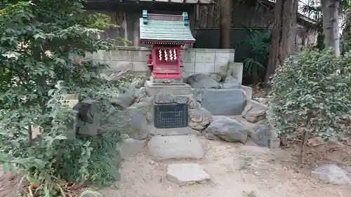 一瓶塚稲荷神社の末社