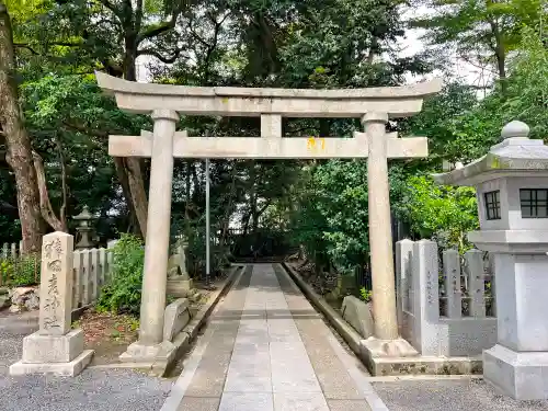 氣比神宮の鳥居