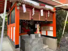 高尾稲荷大明神の本殿