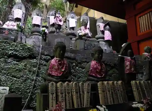 奥之院（岩屋寺）の仏像