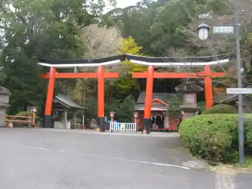 諏訪神社の鳥居