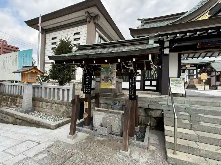 里之宮 湯殿山神社の{uncategorized: "未分類", other: "その他", undefined: "問題あり", building: "その他建物", grave: "お墓", sacred_gate: "鳥居", guardian: "狛犬", statue: "像", buddha: "仏像", history: "歴史", nature: "自然", garden: "庭園", animal: "動物", pagoda: "塔", temizu: "手水舎", mountain_gate: "山門・神門", sanctuary: "本殿・本堂", subordinate: "末社・摂社", art: "芸術", scenery: "景色", jizo: "地蔵", ema: "絵馬", goshuin: "御朱印", omikuji: "おみくじ", items: "授与品その他", amulet: "お守り", goshuincho: "御朱印帳", eats: "食事", festival: "お祭り", votive_dance: "神楽", shichigosan: "七五三参", wedding: "結婚式", experience: "体験その他", initially: "初詣", around: "周辺", anti_infection: "感染症対策"}
