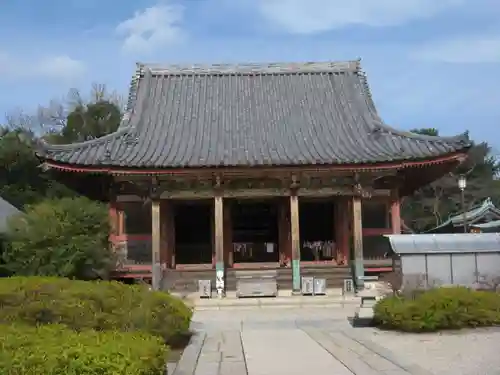 屋島寺の本殿