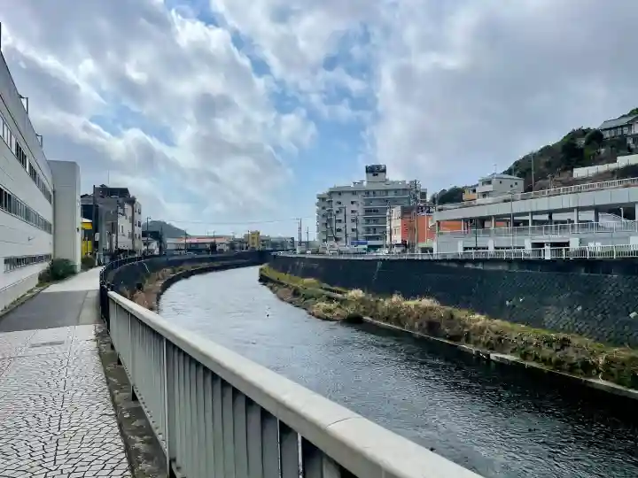 塩釜神社(鹽竈神社)の{uncategorized: "未分類", other: "その他", undefined: "問題あり", building: "その他建物", grave: "お墓", sacred_gate: "鳥居", guardian: "狛犬", statue: "像", buddha: "仏像", history: "歴史", nature: "自然", garden: "庭園", animal: "動物", pagoda: "塔", temizu: "手水舎", mountain_gate: "山門・神門", sanctuary: "本殿・本堂", subordinate: "末社・摂社", art: "芸術", scenery: "景色", jizo: "地蔵", ema: "絵馬", goshuin: "御朱印", omikuji: "おみくじ", items: "授与品その他", amulet: "お守り", goshuincho: "御朱印帳", eats: "食事", festival: "お祭り", votive_dance: "神楽", shichigosan: "七五三参", wedding: "結婚式", experience: "体験その他", initially: "初詣", around: "周辺", anti_infection: "感染症対策"}