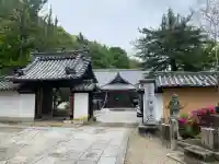 北僧坊の{uncategorized: "未分類", other: "その他", undefined: "問題あり", building: "その他建物", grave: "お墓", sacred_gate: "鳥居", guardian: "狛犬", statue: "像", buddha: "仏像", history: "歴史", nature: "自然", garden: "庭園", animal: "動物", pagoda: "塔", temizu: "手水舎", mountain_gate: "山門・神門", sanctuary: "本殿・本堂", subordinate: "末社・摂社", art: "芸術", scenery: "景色", jizo: "地蔵", ema: "絵馬", goshuin: "御朱印", omikuji: "おみくじ", items: "授与品その他", amulet: "お守り", goshuincho: "御朱印帳", eats: "食事", festival: "お祭り", votive_dance: "神楽", shichigosan: "七五三参", wedding: "結婚式", experience: "体験その他", initially: "初詣", around: "周辺", anti_infection: "感染症対策"}