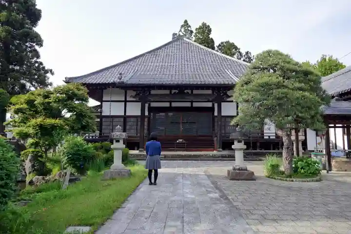 稱念寺の本殿・本堂