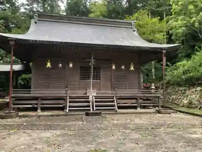 熊按神社の本殿・本堂