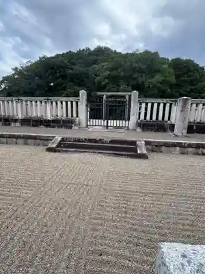 宣化天皇陵（身狹桃花鳥坂上陵）(奈良県)