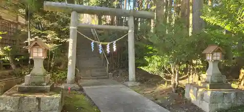 伊勢大御神上大神宮の鳥居