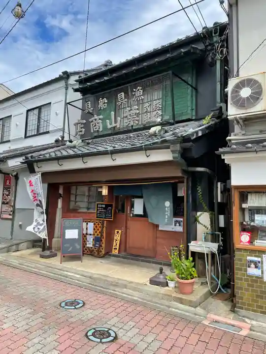 海南神社の周辺