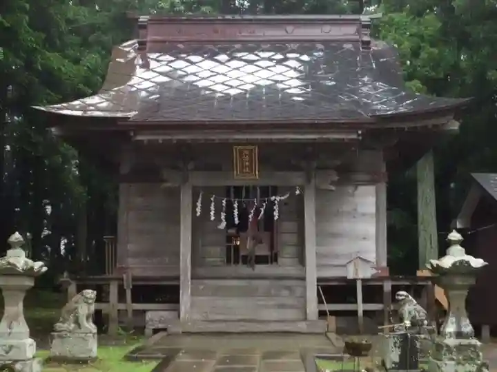 諏訪神社の本殿・本堂