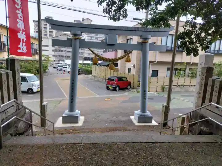 少比古那神社の{uncategorized: "未分類", other: "その他", undefined: "問題あり", building: "その他建物", grave: "お墓", sacred_gate: "鳥居", guardian: "狛犬", statue: "像", buddha: "仏像", history: "歴史", nature: "自然", garden: "庭園", animal: "動物", pagoda: "塔", temizu: "手水舎", mountain_gate: "山門・神門", sanctuary: "本殿・本堂", subordinate: "末社・摂社", art: "芸術", scenery: "景色", jizo: "地蔵", ema: "絵馬", goshuin: "御朱印", omikuji: "おみくじ", items: "授与品その他", amulet: "お守り", goshuincho: "御朱印帳", eats: "食事", festival: "お祭り", votive_dance: "神楽", shichigosan: "七五三参", wedding: "結婚式", experience: "体験その他", initially: "初詣", around: "周辺", anti_infection: "感染症対策"}