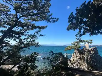 森戸大明神（森戸神社）の{uncategorized: "未分類", other: "その他", undefined: "問題あり", building: "その他建物", grave: "お墓", sacred_gate: "鳥居", guardian: "狛犬", statue: "像", buddha: "仏像", history: "歴史", nature: "自然", garden: "庭園", animal: "動物", pagoda: "塔", temizu: "手水舎", mountain_gate: "山門・神門", sanctuary: "本殿・本堂", subordinate: "末社・摂社", art: "芸術", scenery: "景色", jizo: "地蔵", ema: "絵馬", goshuin: "御朱印", omikuji: "おみくじ", items: "授与品その他", amulet: "お守り", goshuincho: "御朱印帳", eats: "食事", festival: "お祭り", votive_dance: "神楽", shichigosan: "七五三参", wedding: "結婚式", experience: "体験その他", initially: "初詣", around: "周辺", anti_infection: "感染症対策"}