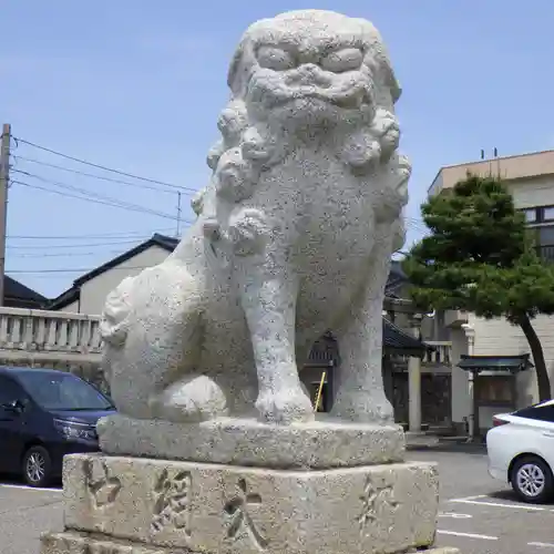 諏訪神社の狛犬