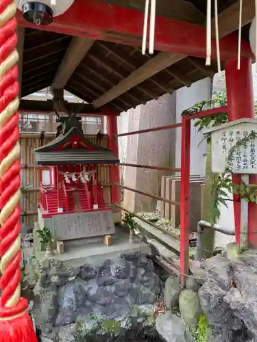 子安神社の末社・摂社