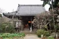 宝戒寺の本殿