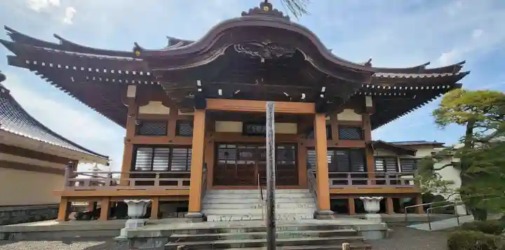 無能寺の本殿・本堂