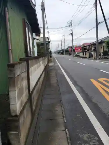 伊与久雷電神社の周辺