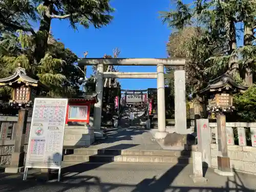 中野沼袋氷川神社の鳥居