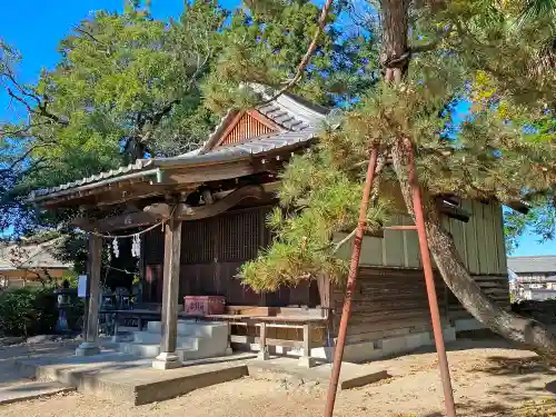 今城青坂稲実池上神社の本殿