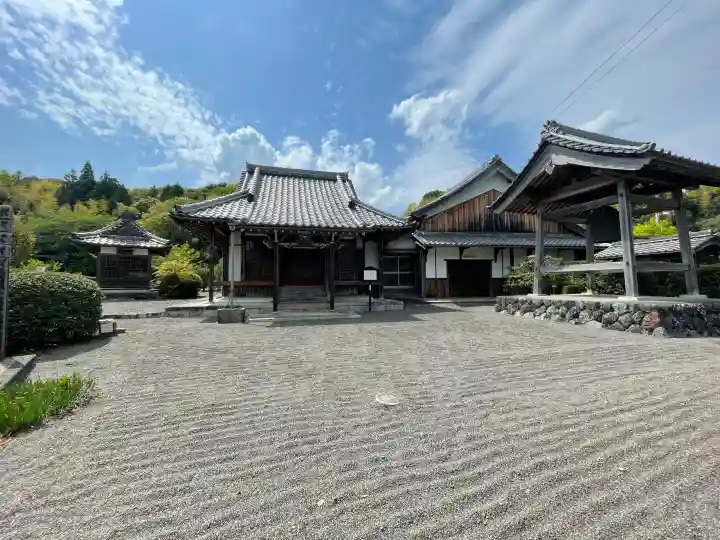 清寿庵の{uncategorized: "未分類", other: "その他", undefined: "問題あり", building: "その他建物", grave: "お墓", sacred_gate: "鳥居", guardian: "狛犬", statue: "像", buddha: "仏像", history: "歴史", nature: "自然", garden: "庭園", animal: "動物", pagoda: "塔", temizu: "手水舎", mountain_gate: "山門・神門", sanctuary: "本殿・本堂", subordinate: "末社・摂社", art: "芸術", scenery: "景色", jizo: "地蔵", ema: "絵馬", goshuin: "御朱印", omikuji: "おみくじ", items: "授与品その他", amulet: "お守り", goshuincho: "御朱印帳", eats: "食事", festival: "お祭り", votive_dance: "神楽", shichigosan: "七五三参", wedding: "結婚式", experience: "体験その他", initially: "初詣", around: "周辺", anti_infection: "感染症対策"}